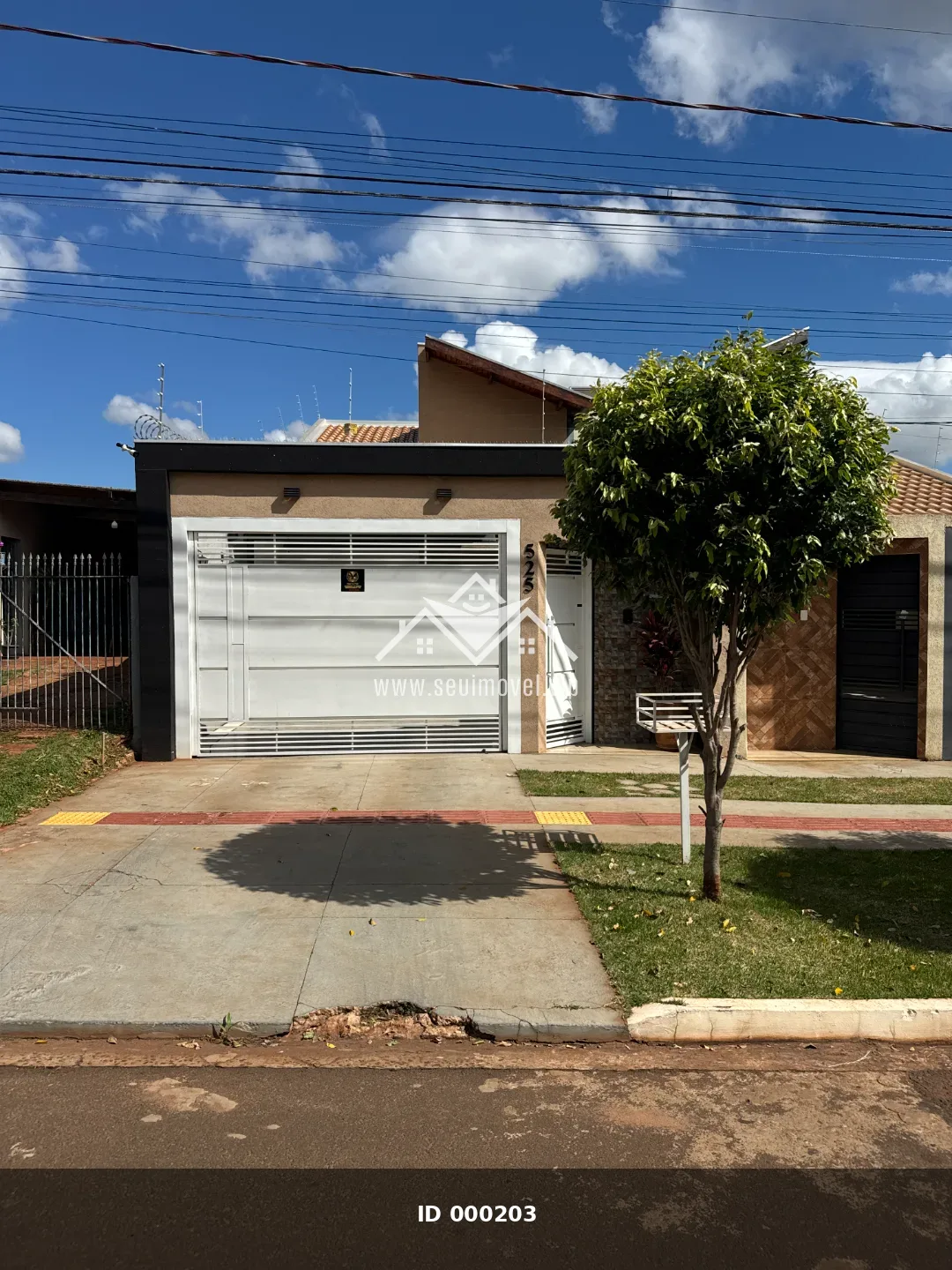 Casa Mobiliada com Enerigia Solar